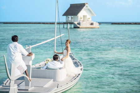 Der Hochzeitspavillon ist nur mit dem Boot erreichbar.