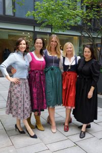 Bild von Marie Litzlfelder, Charlotte Gräfin von Oeynhausen, Anja Gräfin von Keyserlingk, Gabi Strassburger & Julia Zirpell