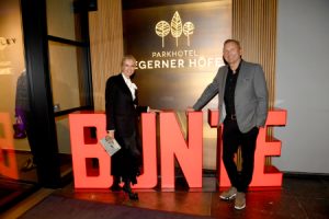 Tanja Ehrmann (Bo Redley) und Christian Ehrmann (CEO Ehrmann SE, Eigentümer Parkhotel Egerner Höfe)
