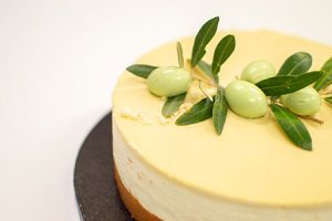 Die Š’Torta aus Olivenöl und Piraner Salz – im Stadtcafé Piran am Tartini-Platz