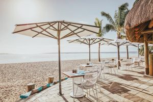 kulinarische Erlebnisse auf Mauritius La Morne Beach Bar mit Ausblick © Sunlife