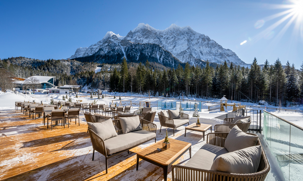 Zwischen Panorama und Pistenspaß: Das Vier-Sterne-Superior Resort begeistert mit alpinem Charme und Wohlfühlatmosphäre