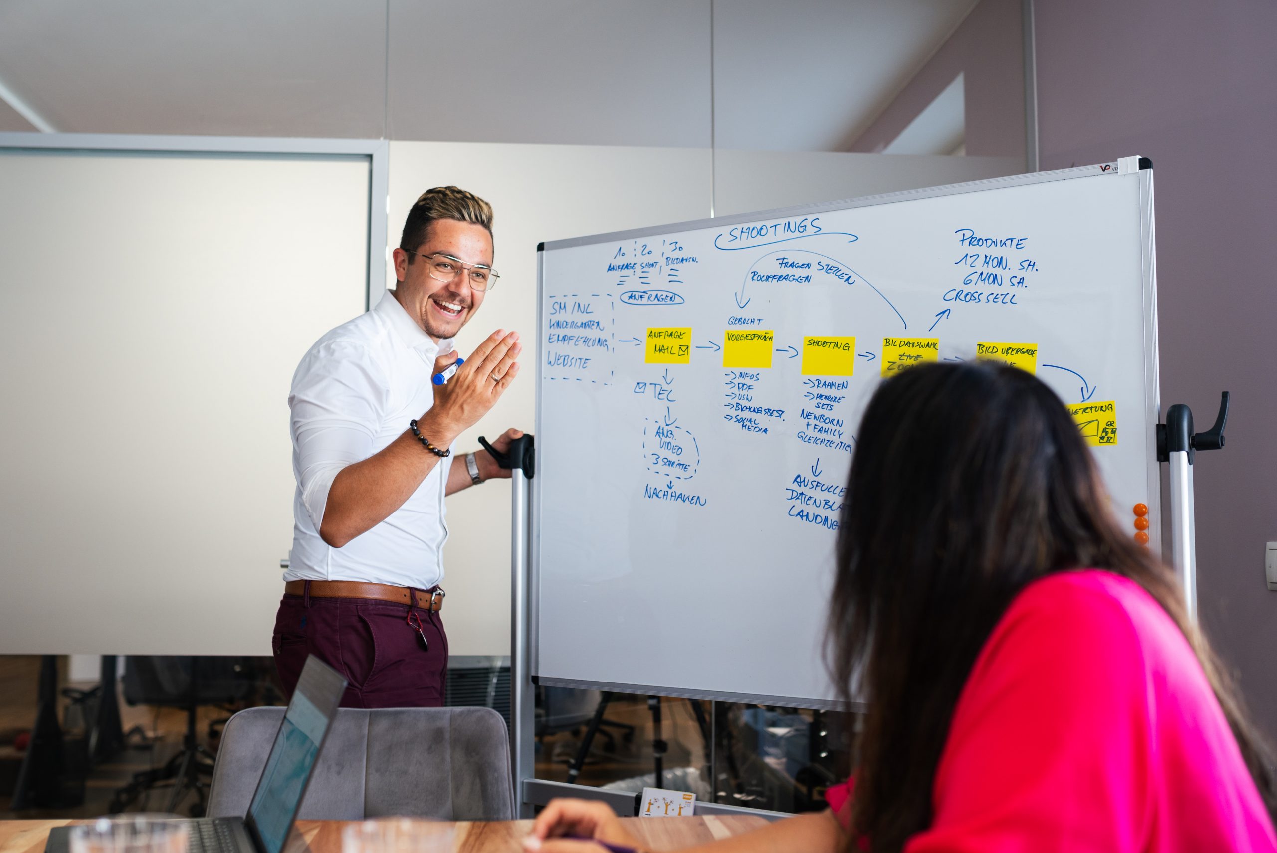 Manuel Spors, bei einer Kundenberatung