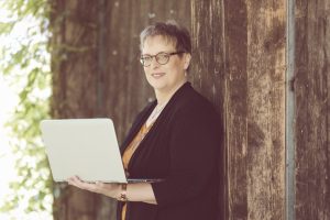 Mehr als Pflicht: Wie DSGVO Vertrauen und neue Aufträge bringt @CORIDAS GmbHDatenschutz Vertrauen aufbauen