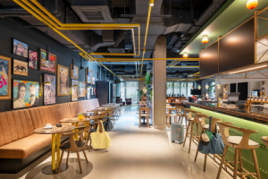 Bar Moxy Budapest Downtown © Marriott International