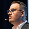 Andreas Diermeier bei einem Vortrag über Geldanlage und Kapitalmärkte
