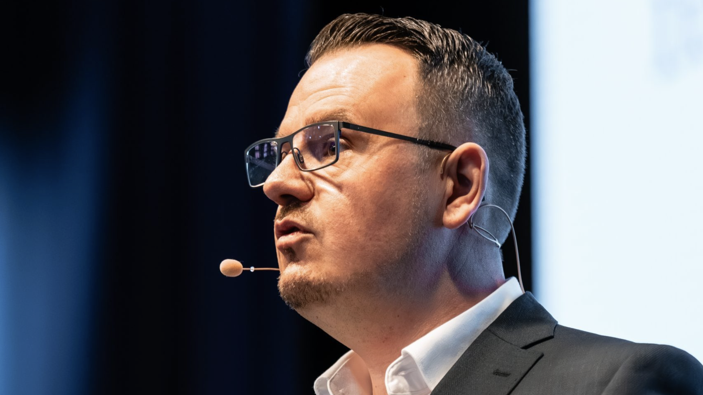 Andreas Diermeier bei einem Vortrag über Geldanlage und Kapitalmärkte