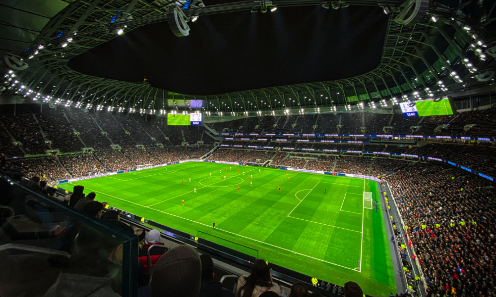 Fußball Stadion ©Canva