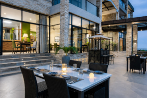 LUX Lake Kivu Restaurant Cleo © The Lux Collective