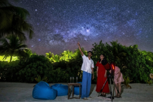 Beach Stargazing ©Le Méridien Maldives Resort & Spa