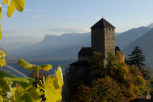 Schloss Tirol in Dorf Tirol ©Landesmuseum Südtirol