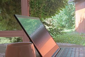 Laptop im Gartenhaus ©M.Klump