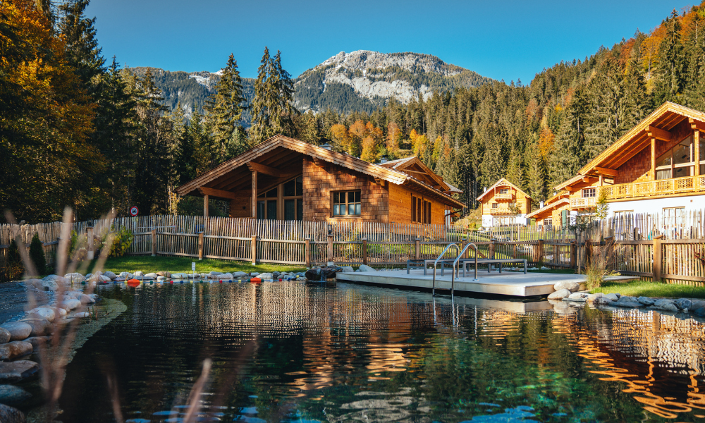 Naturchalets-am-Gradenbach-Exklusiver-Naturbadeteich.png