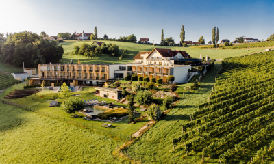 aussenansicht_auf_das_hotel.png