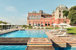 Hotel_Excelsior_Venice_Lido_Resort_Pool.png