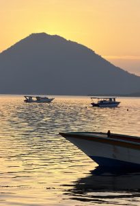 Sonnenuntergang auf den Bunaken © Christoph Paulus