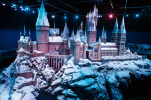 Schlossmodel_in_Schnee_gehüllt.png