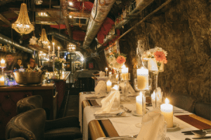 Gin_Bar_Stollen_1930.png
