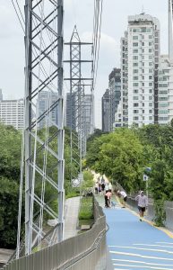 Skywalk in Bangkok zwischen Benjakitti-Park und Lumphini-Park © Christoph Paulus