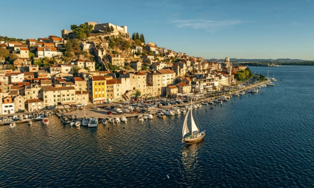 Blick_auf_Sibenik.png